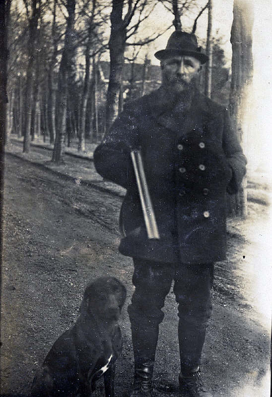 Wittveen hond jachtgeweer maart 1924